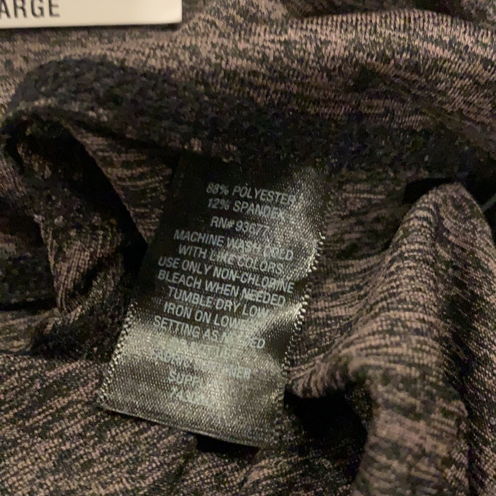 NWT Xersion Performance Capri Leggings - Picture 9 of 10